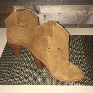 Joie size 5 brown suede high heel western boots.